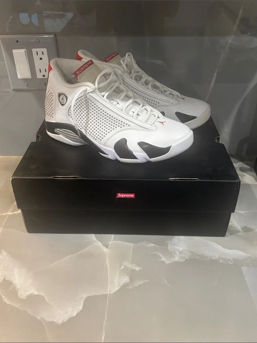Jordan 14 supreme